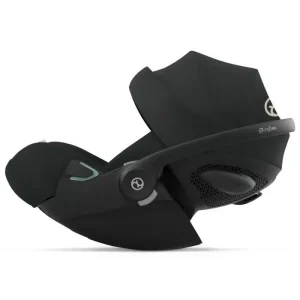 Cloud G i-Size  Plus Moon Black Cybex