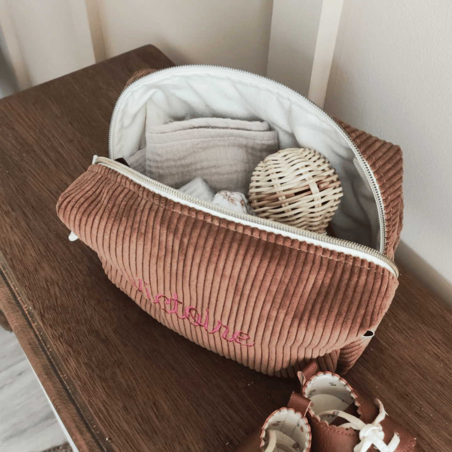 Trousse de toilette velours côtelé Camel – Image 3
